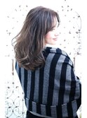 セクシーな大人セミディ―