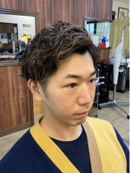 ヘアーヒーロー(hair HERO)の写真/【本郷台駅徒歩7分】実力派のスタッフが仕事で中々オシャレ出来ない方でもオシャレを楽しめるstyleへ♪