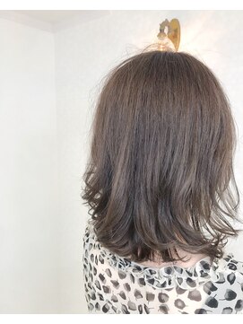 ヘアーアンドメイク ドレス(DRESS) アッシュグレージュ