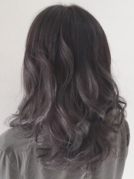 ビートヘアー 彦根イオンタウン店(BEET HAIR) プラチナシルバー【BEET イオンタウン彦根店】