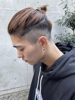 フィフス(fifth)&nbsp;刈り上げツーブロックフェードマンバンツイストスパイラルパーマ