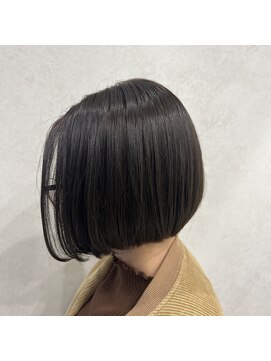 シックノアール(CHIC NOIR) 秋カラーボブ