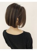 アッシュブラウンボブ