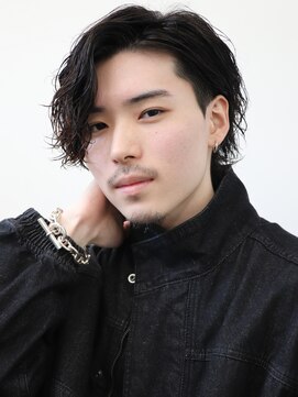 ロンド ローガン 名駅(Lond LOGAN) 大人の色気引き立つ！縦落ちミディアムツイストスパイラルパーマ