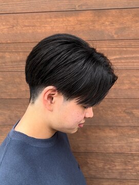 オートクチュール ランコントレ(Haute Couture Rencontrer) ★センターパート×刈り上げセンターパート10代20代30代