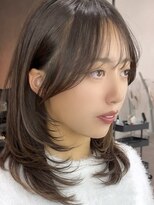 ビューエヒメ(VIEW EHIME)&nbsp;小顔可愛いレイヤーカット×アッシュカラー10代20代30代