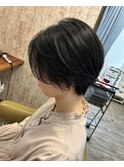 暗髪x艶ショート