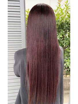 クリック 辰巳店(CLiC) 深みのある暖色カラーで、肌まで美しく魅せる。