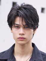 テン 心斎橋(tenn.)&nbsp;メンズセンターパート七三分けパートニュアンスパーマ刈り上げ