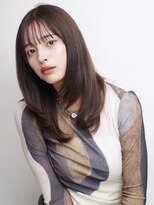 セプト 天神大名(SEPT.)&nbsp;オリーブベージュ レイヤーカット 内巻き ワンカール ツヤ髪