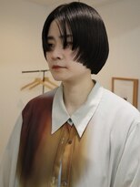 ヒミ(HIMI)&nbsp;ボブショート顔まわりレイヤーマンツーマン横浜石川町30代40代