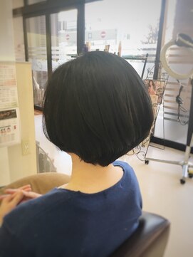 クール ヘアー ギャラリー 神明町店(COOL Hair gallery) 大人ひし形ショート☆