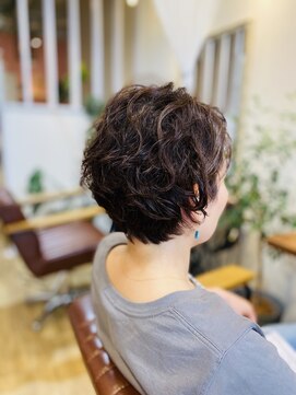 エイチ ヘアアンドメイク(eich hair&make) ショート