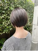 丸みショートボブ　ブリーチ無しハイライト