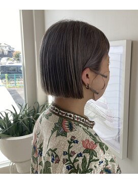 カシェ シモムラ(Cashe'e SHIMOMURA) ハイトーンボブ