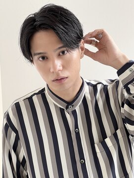 イヴォークトーキョーオーサカ(EVOKE TOKYO osaka) ニュアンスパーマ ビジネススタイル アップバング