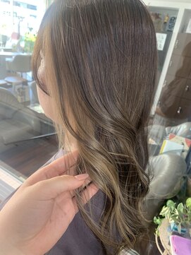 ヘアークリアー 川口鳩ケ谷 イヤリングカラー