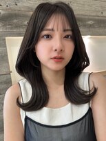 アイヴィー(IVY)&nbsp;グレージュカラーくびれミディアム【肥田亜沙美】