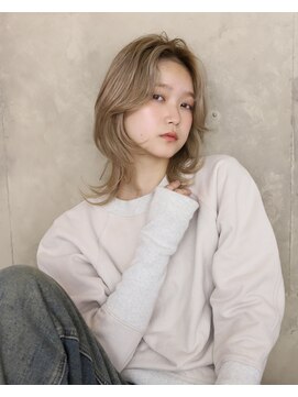 ジェニーバイメノン(JENNIE by Menon) 似合わせカット　イメチェン　ハイトーン　くびれヘア