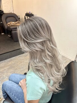 ブレンド 渋谷(BLend) ハイライトカラーホワイトグレージュミニウルフチェリーブラウン