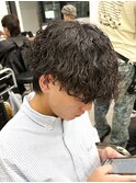 波巻きパーマ/スパイラルパーマ/メンズ/眉毛/短髪/サーフカール