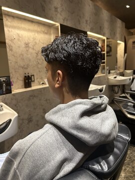 ドゥーエン 花園店(DoEN) フェザーパーマ