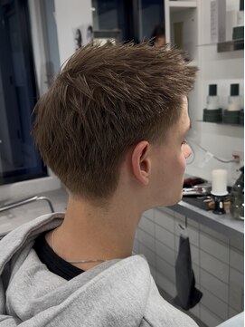 グルーマーズクレッジ 渋谷店(GROOMER/S CREDGE) men's/メンズ/フェザーパーマ/サーフカール/スペインカール/渋谷