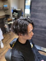 エクファフォーメン(EX-FA FOR MEN)&nbsp;刈り上げセンターパート/波巻きツイストスパイラル/瀬田