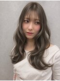 レイヤーカット×オリーブグレージュ