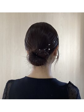 ヘアースタジオ マナ(HAIR STUDIO MANA) シニョン