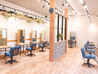 アグ ヘアー イージュ 箕輪店(Agu hair e'ge)