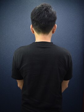 ヘアスタジオヘーフリヒ(HAIR STUDIO HoFLICH) 【ミディアムかショートか迷った時に】