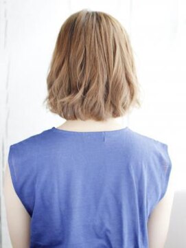 ヘアメイク ナル(hair make nalu) ハイトーンミックスボブスタイル