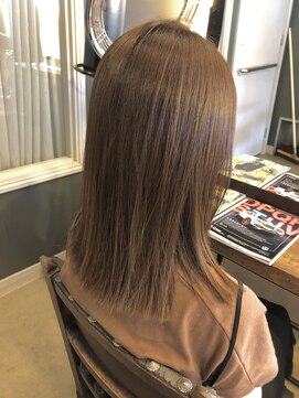 アングゥギャラリー(ungu GALLERY) きりっぱなし×ベージュカラー