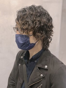 フランクスバーバーリザーブ 人形町店(FRANK’S BARBER RESERVE) ウルフスパイラルパーマ　y