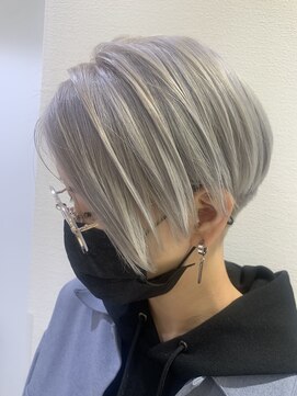 アッシュ 千歳烏山店(Ash) ホワイトグレージュ