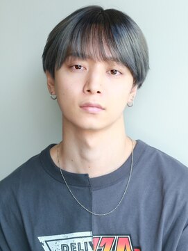 リップス 横浜(LIPPS) シースルーバングのナチュラルボーイ