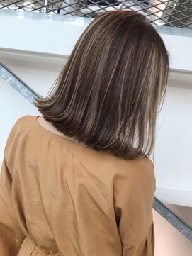 サイン 表参道(SIGN) ハイライト/バレイヤージュ/インナーカラー/ブリーチ