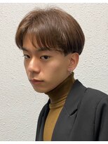 ビンゴ(BINGO)&nbsp;1049黒髪韓国風バングセンターパート刈り上げユニセックスウルフ