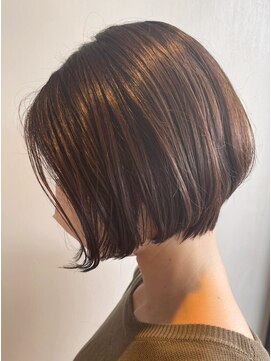 ガーネットプラス(Garnet+) ひし形シルエット◎丸ボブ