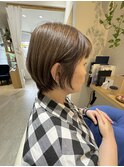 《緑橋/城東区/女性サロン》白髪明るめベージュ×ショート
