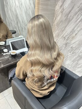 ラピス 大阪アメ村店(Lapis) 艶髪ホワイトブロンド