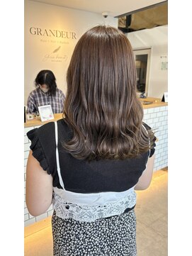 グランデュール 浜松東若林店(GRANDEUR) オリーブベージュ