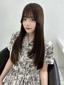 ベレーザシェルト(Beleza scelto) 15220艶髪アッシュブラックグレージュ韓国風巻きレイヤーカット