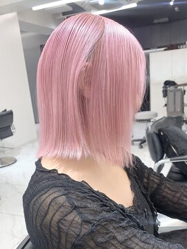 ランテルディ 渋谷(LANTERDIT) ピンク/ボブ/外ハネ/ホワイトピンク/ペールピンク/前髪/顔周り