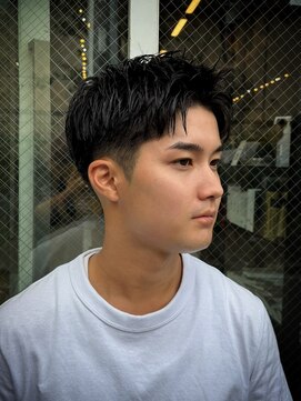 ビンゴ(BINGO) 2281黒髪ハイフェード無造作マッシュアクティブショート