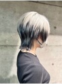 ホワイトブロンド×ブラックエンドカラー/ハイレイヤーウルフ