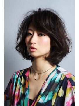 エクリ 麻布十番(equri) 大人カールウェーブ