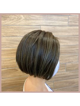 アッシュ 笹塚店(Ash) 丸みワンレンボブ