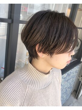 ミスターグッドモーニング(MR.GOOD MORNING) ハイライト×魅惑のショートボブ